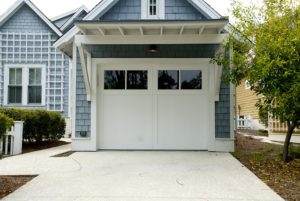 carriage house garage doors