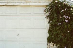 Knowing When You Need a Garage Door Replacement