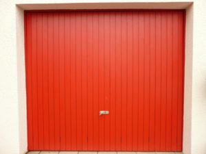 Deciding Between Painting and Staining Your Garage Door